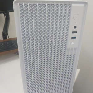 새것같은 컴퓨터세트(라이젠5500GT)