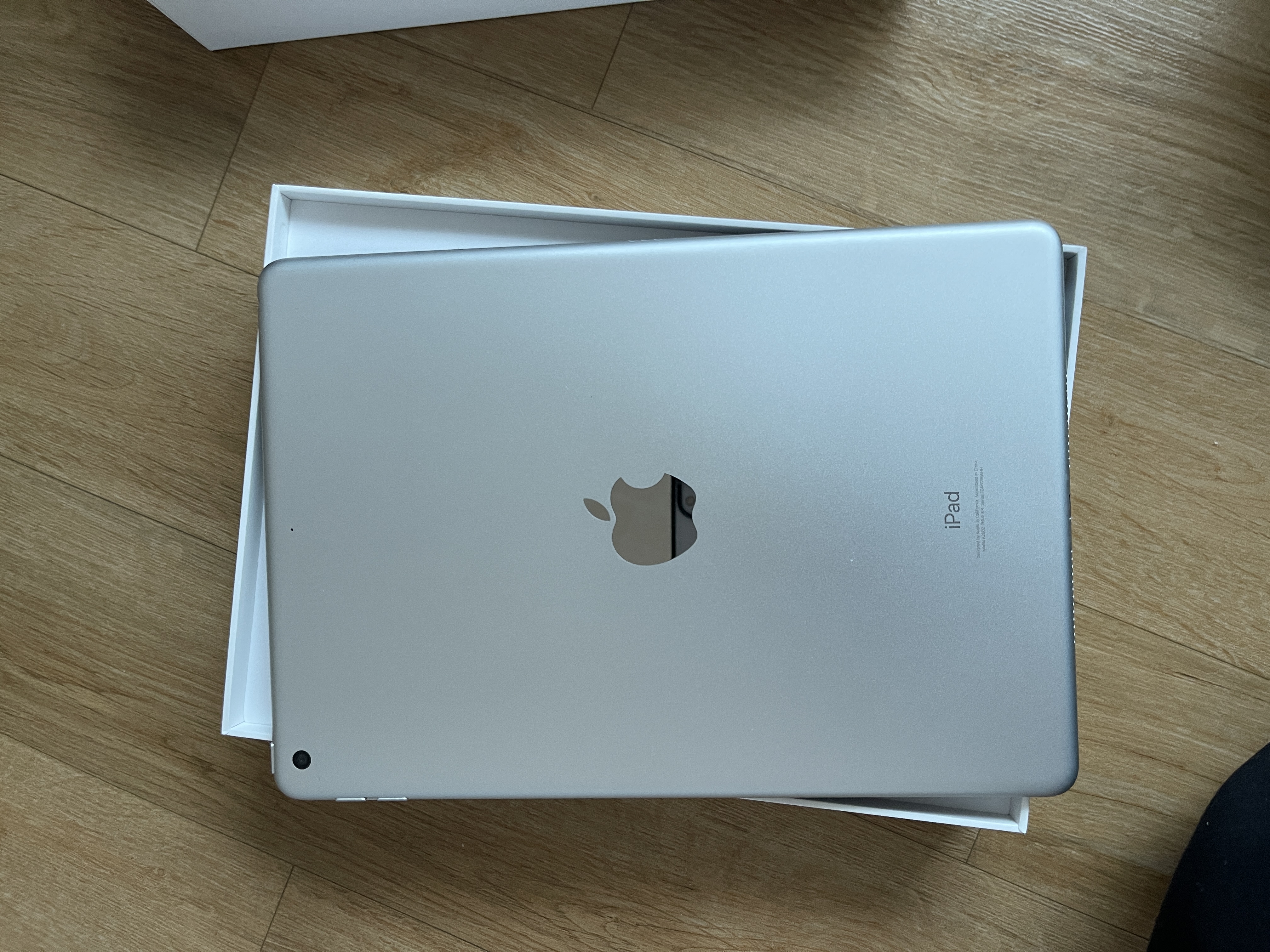 이패드 9세대 Wi-Fi 64GB