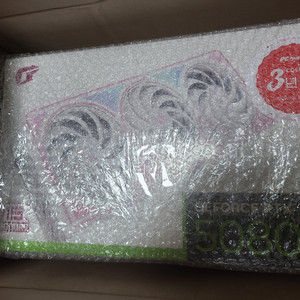 미개봉 rtx5080 울트라 화이트