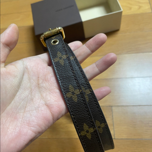 루이비통 모노그램 스트랩