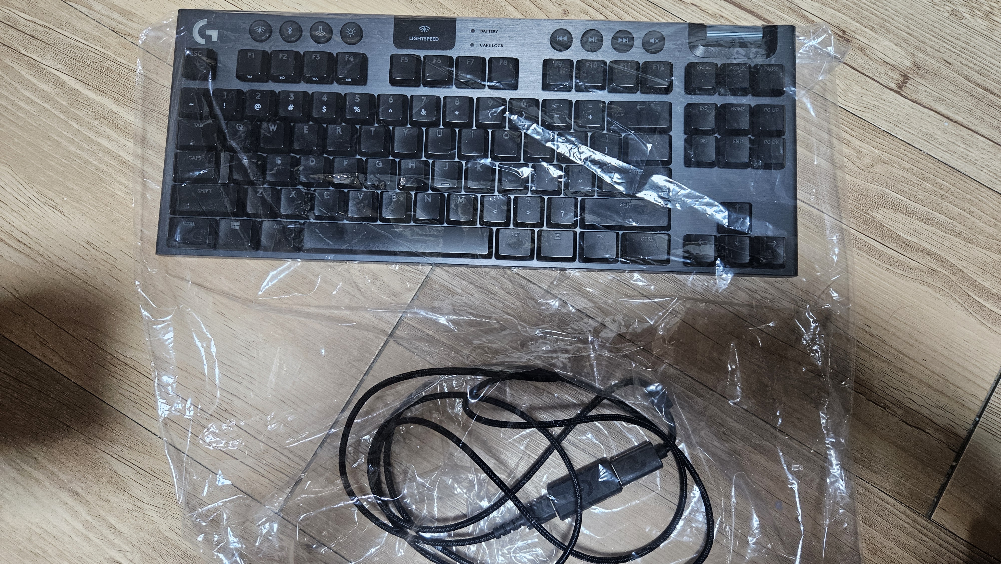 로지텍 G915 TKL 키보드
