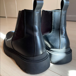 ZARA 부츠