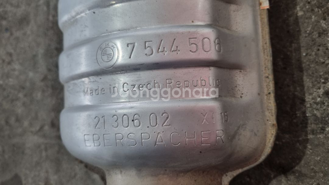 BMW E90 325I 중통 & 엔드머플러 팝니다--2
