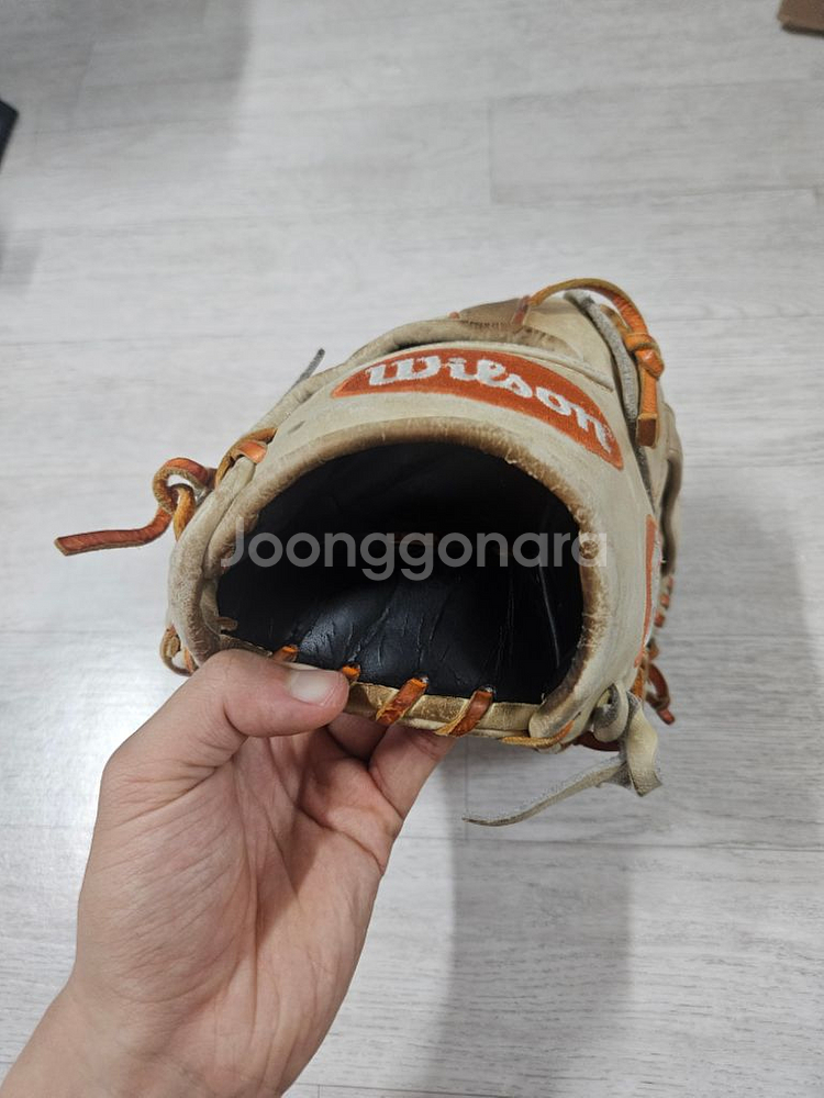 윌슨 a2k 12인치 야구글러브 판매합니다--3