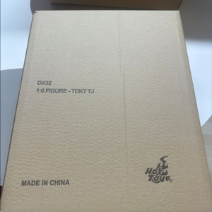핫토이 DX32 조커