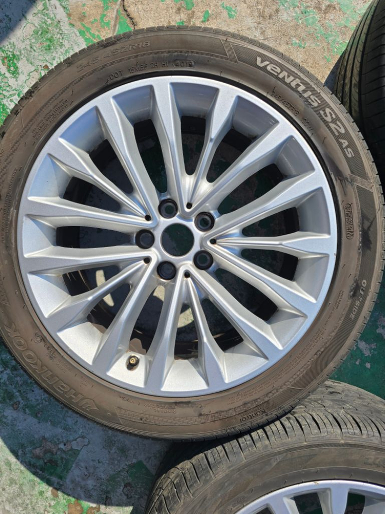 부산 BMW G30 520d 순정 18인치휠셋트 판매 이미지