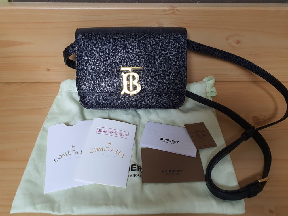 버버리 TB 레더 미니백 8020608--0