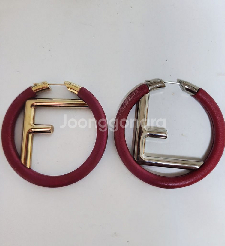 펜디 F is Fendi 후프 귀걸이--0