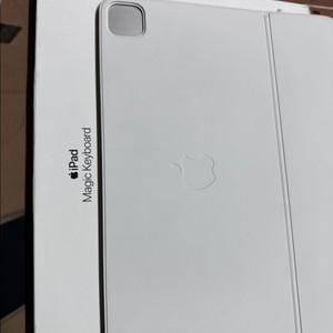 m4 아이패드 13인치 매직키보드 화이트
