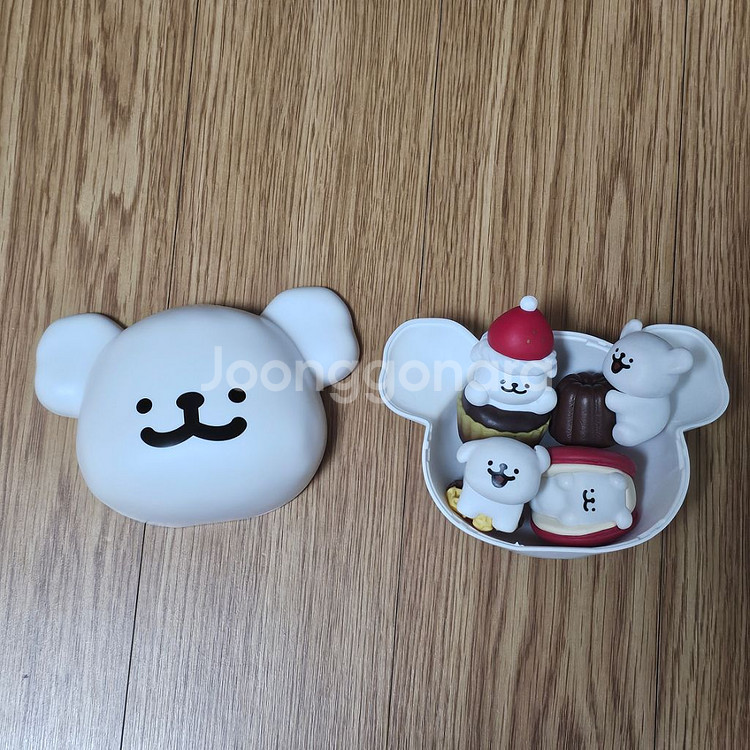 몰티즈 디저트 가게 피규어 4종--1