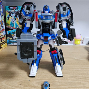 또봇 애슬론 메트론 풀셋 팔아요