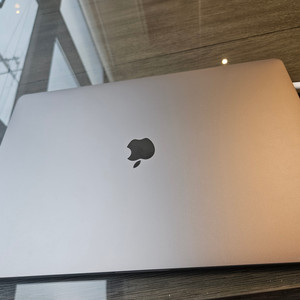 맥북프로 2019 i7 16gb 512gb a2141