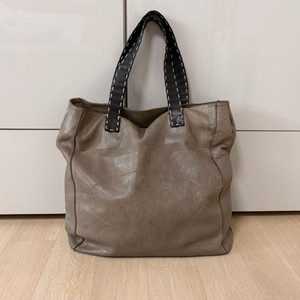 FENDI 펜디 셀러리아 고트레더 빅컨백