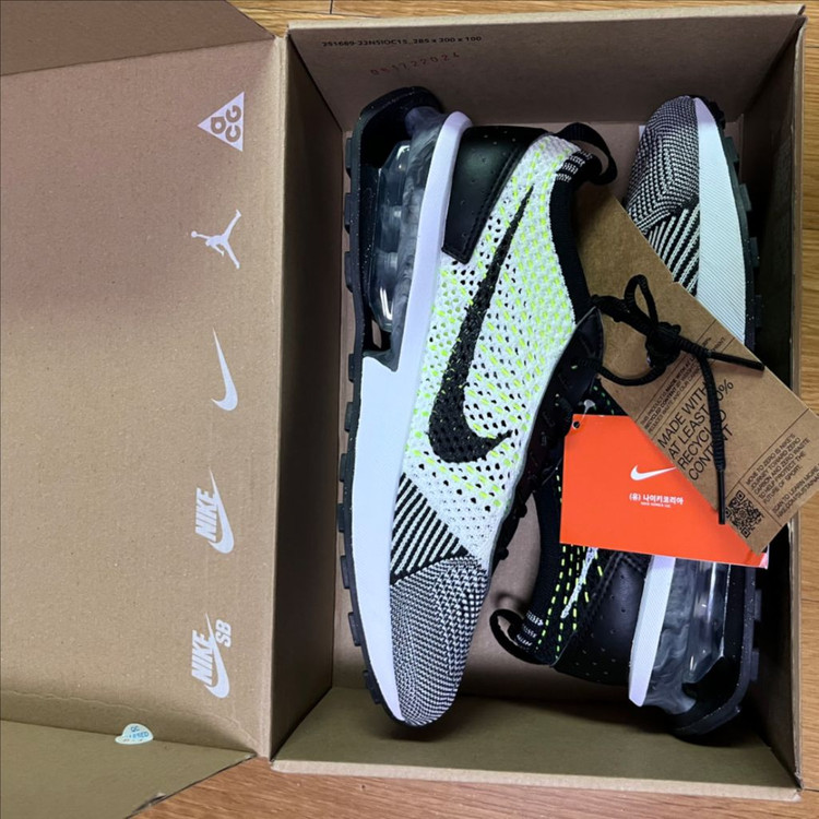 나이키 에어맥스 플라이니트 러닝화 245--3