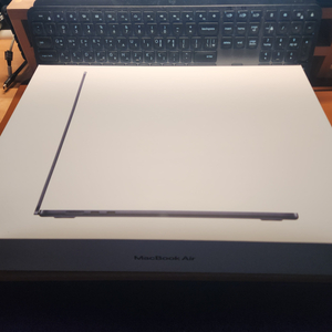 맥북에어15 M2 16GB / 256GB 팝니다.