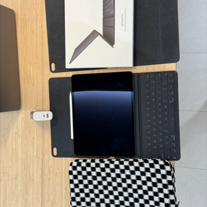 아이패드프로12.9 3세대 64g 셀룰러,펜슬키보드까지