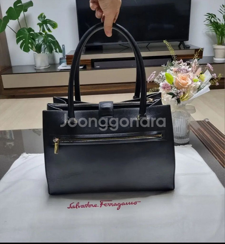 페라가모 마를린 토트백21D552(미디움.상태깨끗좋음--3