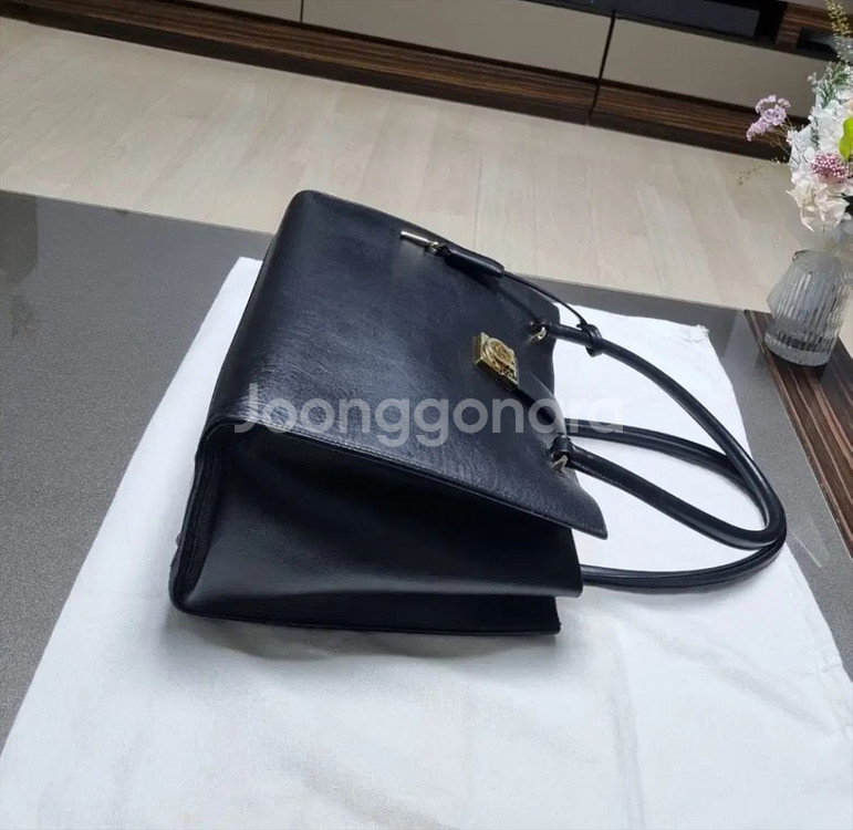 페라가모 마를린 토트백21D552(미디움.상태깨끗좋음--5