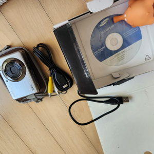 삼성 VLUU PL50 디지털 카메라