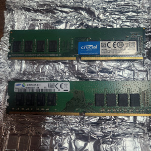 8GB DDR4 램 2개