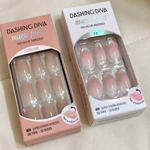 데싱디바 네일팁 로즈베이지 치크샤인