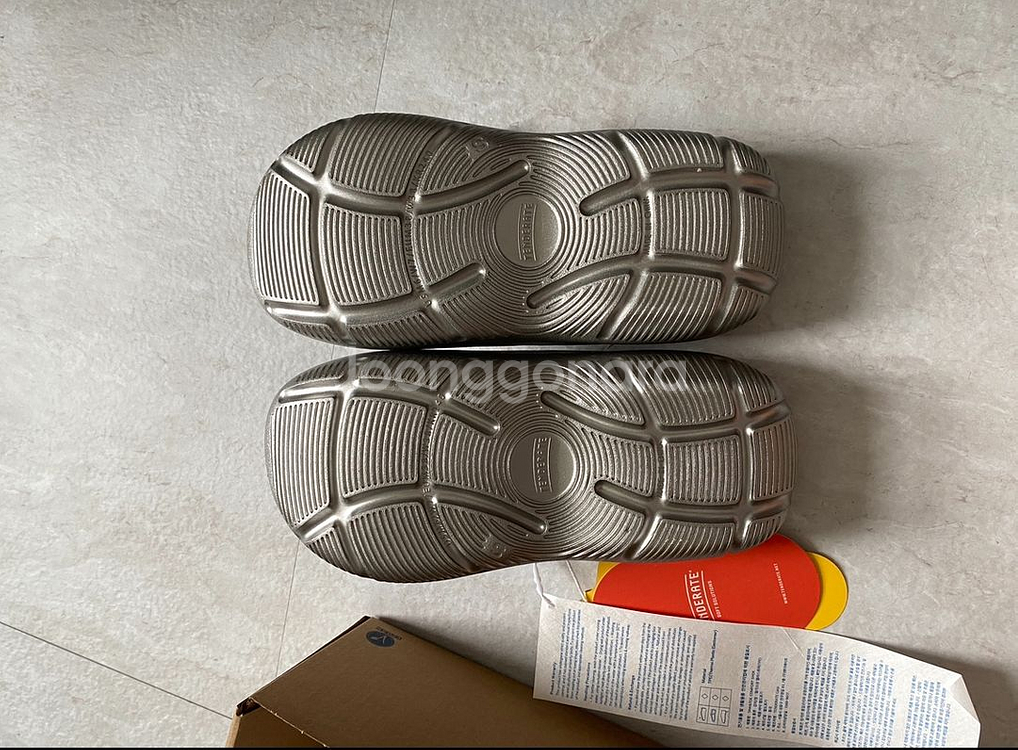 토앤토 Zerovity Plumpy 실버 240--3
