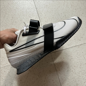 나이키 로말레오4 화이트 역도화 275