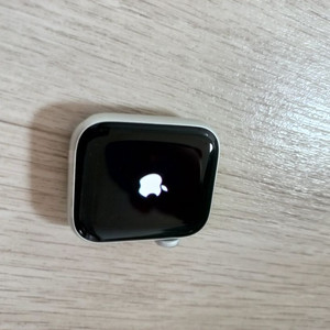 애플워치5 40mm 나이키 셀룰러 팝니다