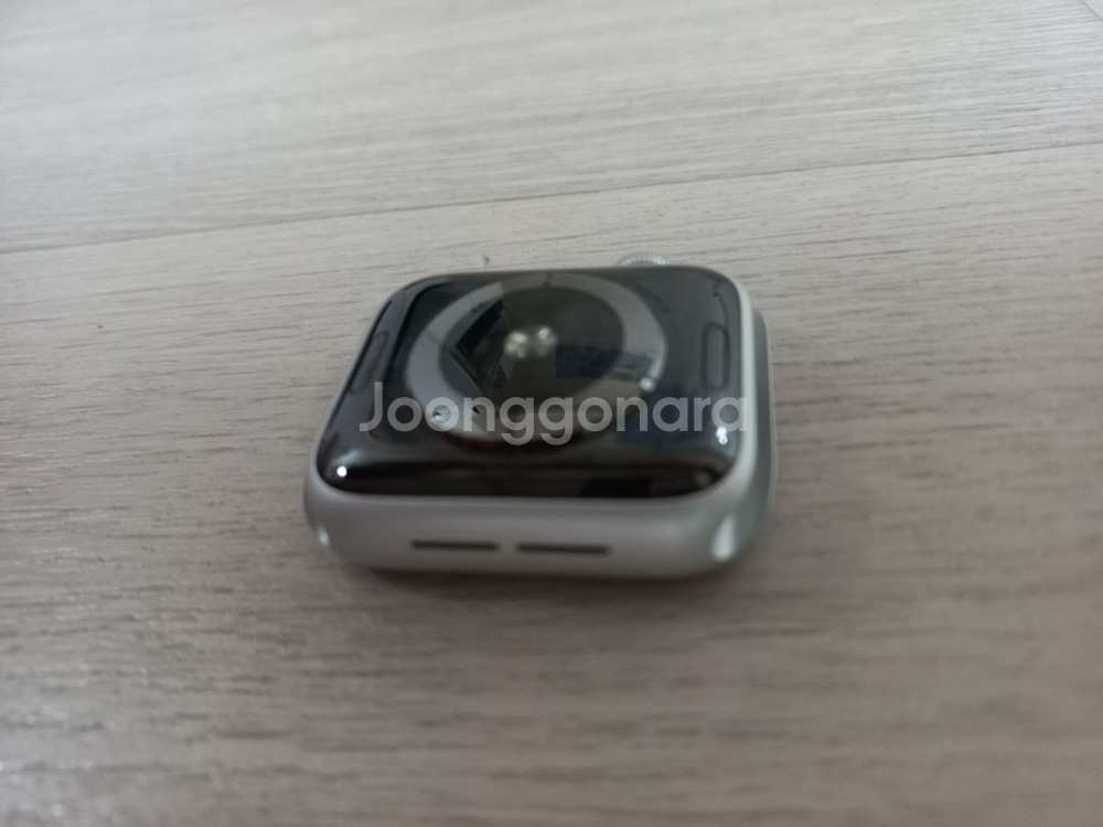 애플워치5 40mm 나이키 셀룰러 팝니다--3