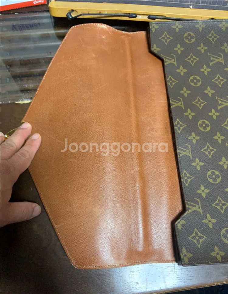 루이비통 중고 서류가방--4