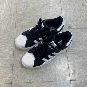 아디다스 슈퍼스타 270