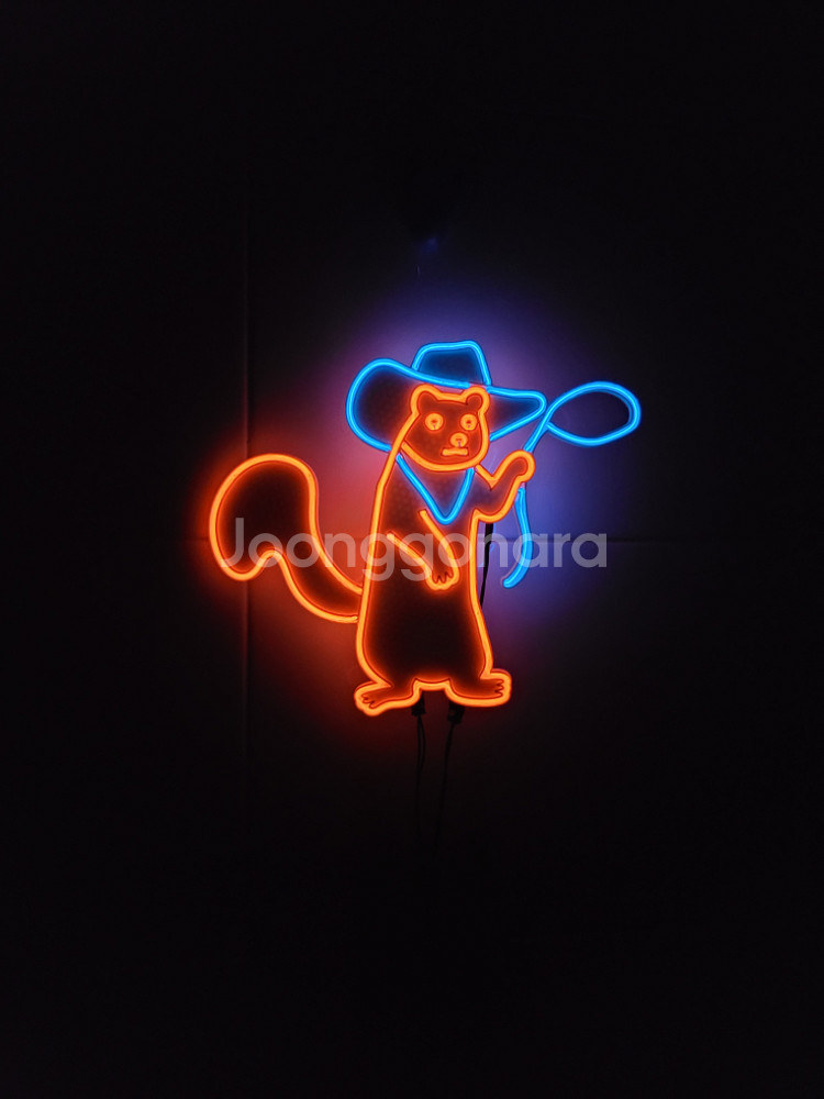 네온사인 다람쥐 카우보이 led 조명--1