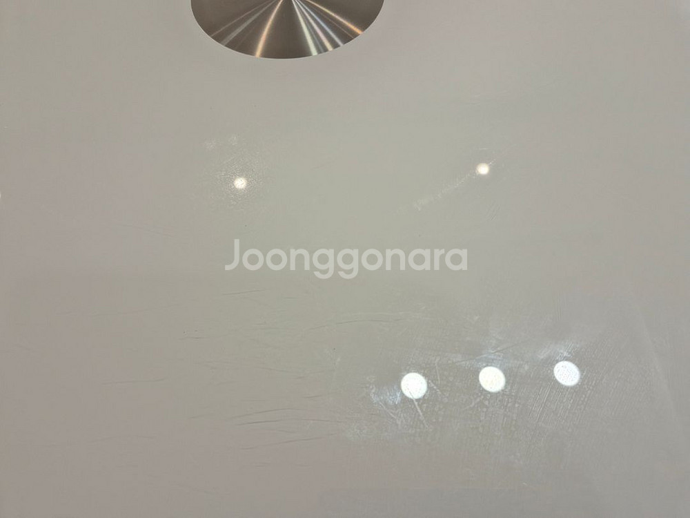 보컨셉 마드리드 원형 유리 다이닝 테이블--1