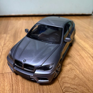 교쇼 BMW X6M 1:18 다이캐스트