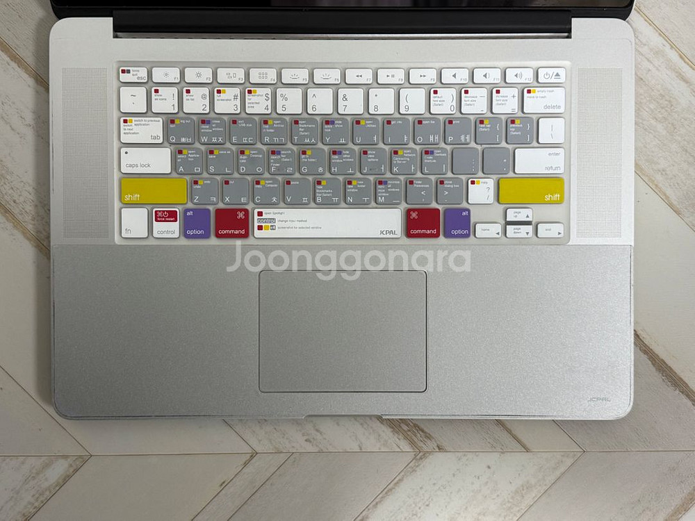 맥북 PRO 15인치 고급형 512GB 16RAM 풀박--4