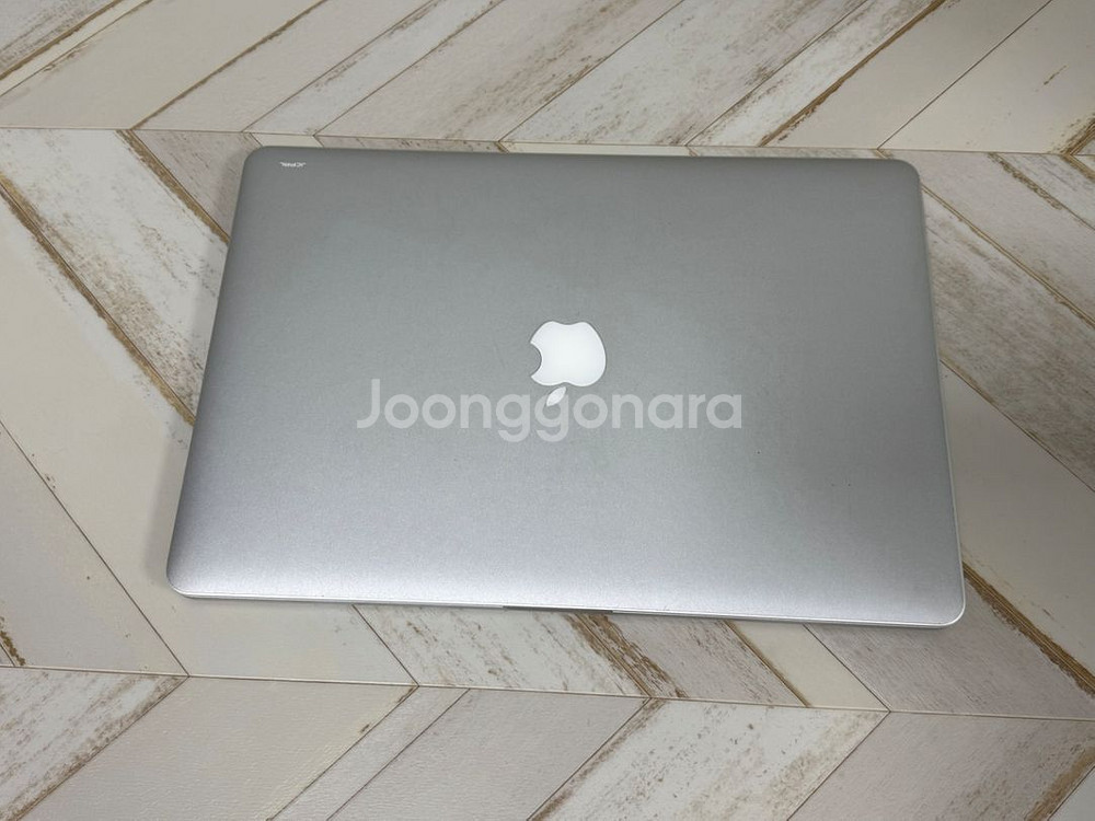 맥북 PRO 15인치 고급형 512GB 16RAM 풀박--2