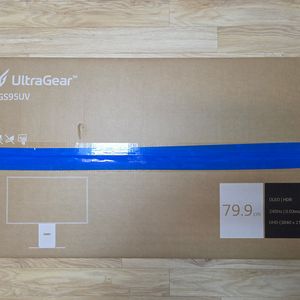 LG OLED 모니터 32GS95UVW