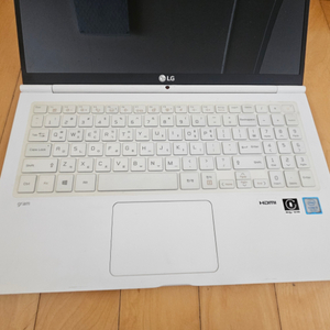 LG 그램 화이트 노트북 15Z970-GR31K