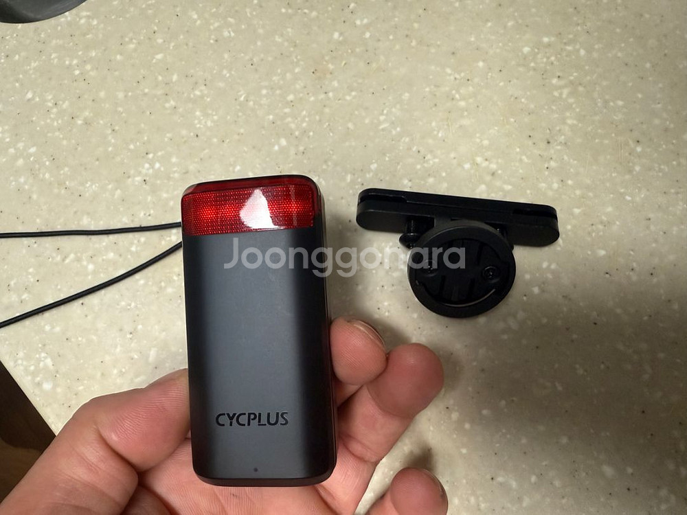 CycPlus L7 자전거 후미등 레이더 팝니다--0