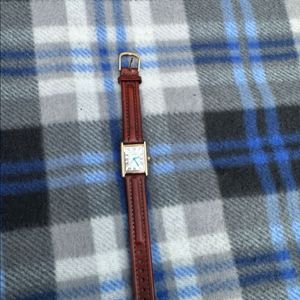 로이드(LLOYD) 정품 사각 여성 가죽 시계 팝니다