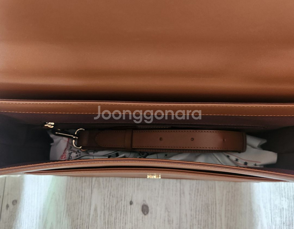 루치카 사첼백 브라운 가방 미사용--1