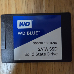 웨스턴디지털 Blue 3D SSD 500기가 팝니다