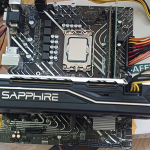 12400f+ddr4 24g+h610m+rx570