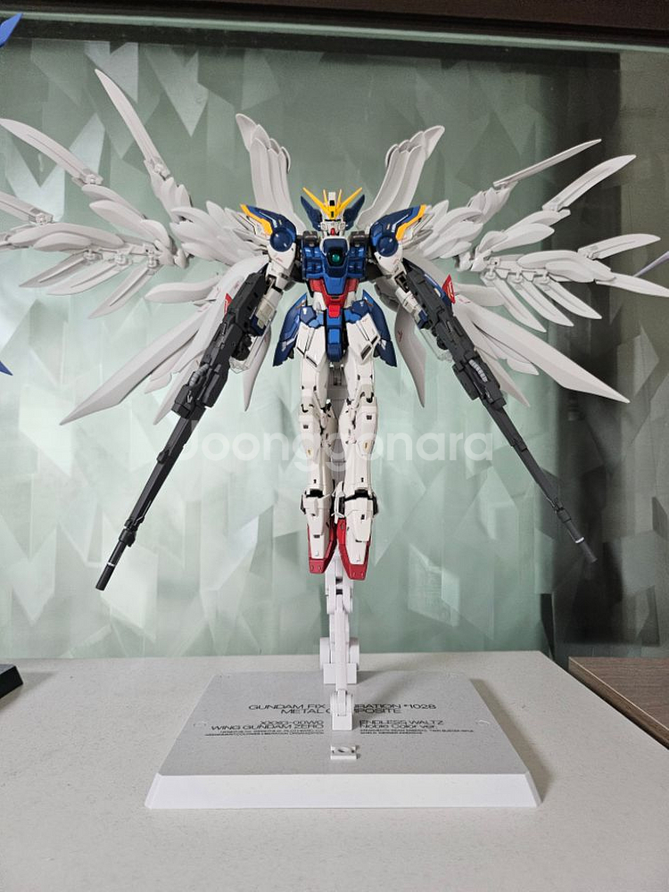 메탈컴포짓 윙제로 노블컬러 개봉양품 판매합니다~--1