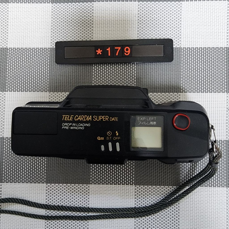 후지 텔레 카디아 슈퍼 DATE 필름카메라 이미지