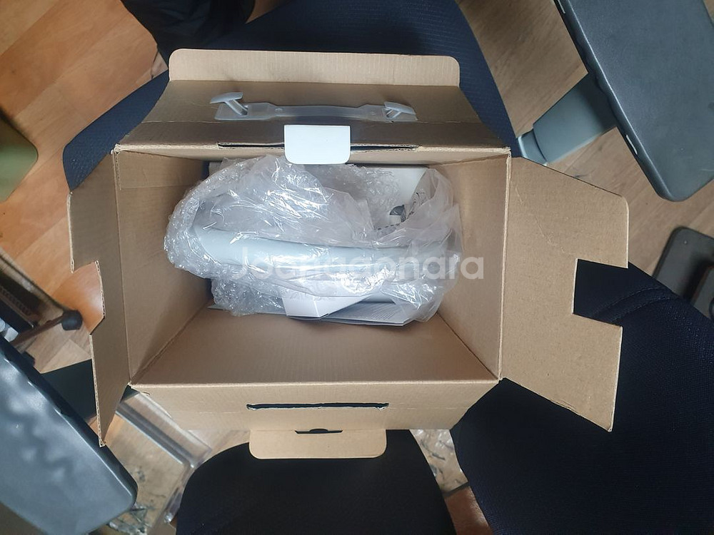 필립스 led 스탠드 새제품 (usb 충전기능)--1
