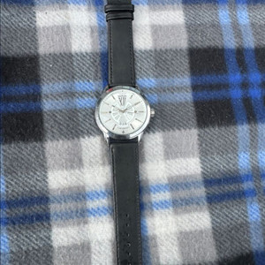 BERZE HIGHLAND 손목시계 판매합니다