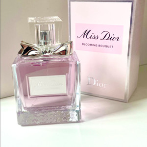 미사용) 디올 블루밍부케 향수 100ml