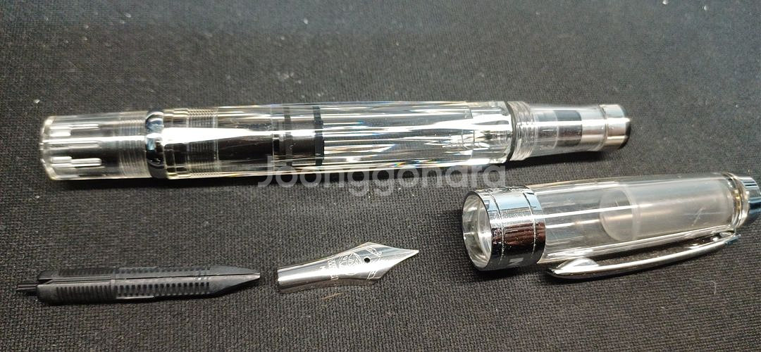 TWSBI 다이아몬드 580 대만해군 콜라보 한정판--2
