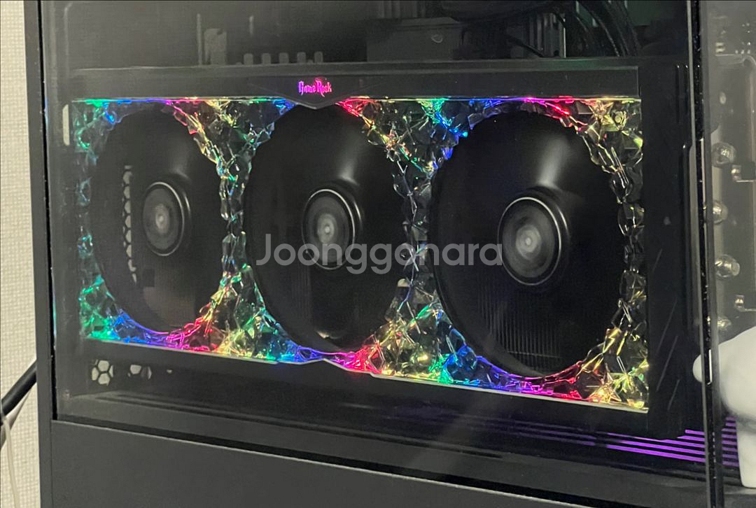 RTX 4090 GAMEROC D6X 팝니다--0